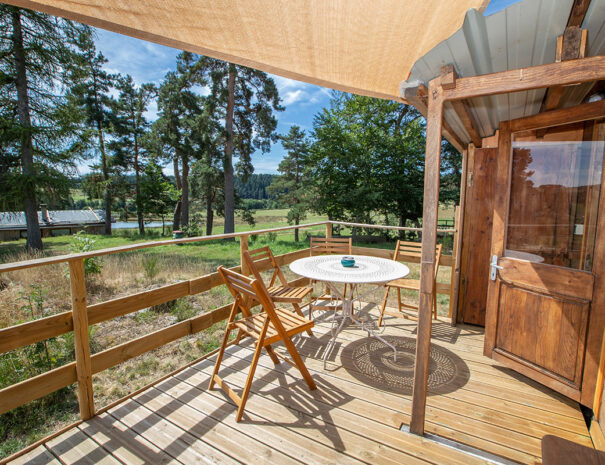fermedevovady-hebergement-boheme-caroussel-12