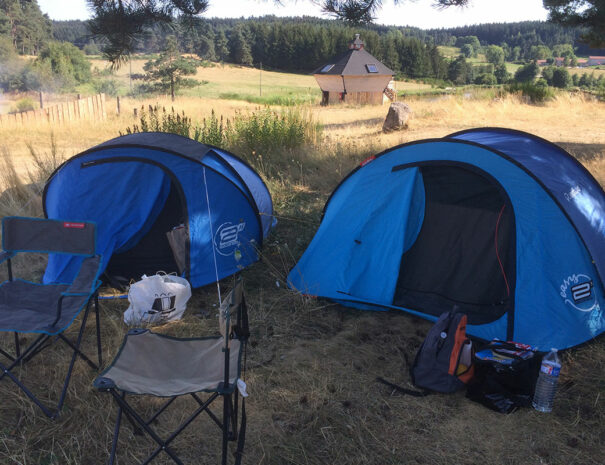 fermedevovady-hebergement-camping-carrousel-6